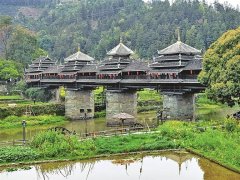 她说村里人从小就正在程阳来跑去